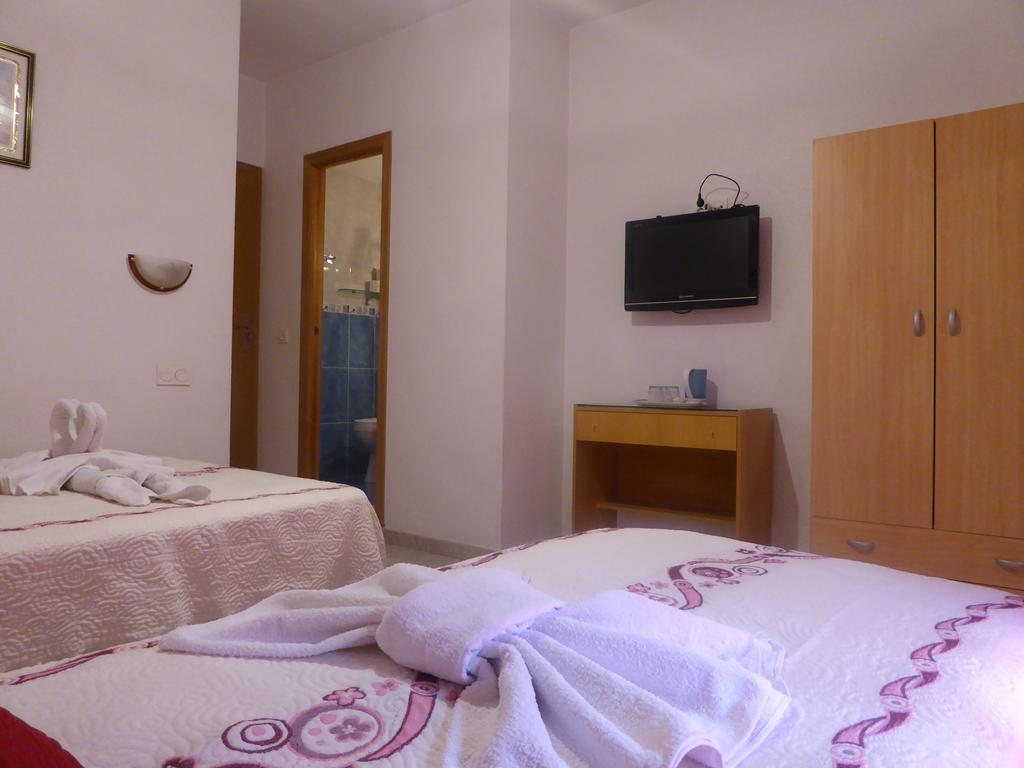 Hostal Huespedes Toledo Madrid Buitenkant foto